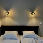 Vesiroos Hotell