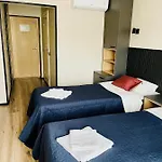Hotell Vesiroos Pärnu