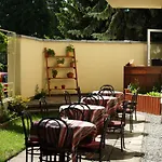 Vesiroos Hotell