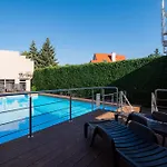 Vesiroos Hotell