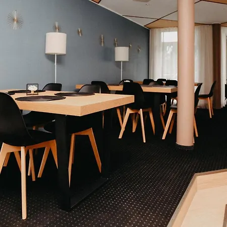 Vesiroos * بارنو