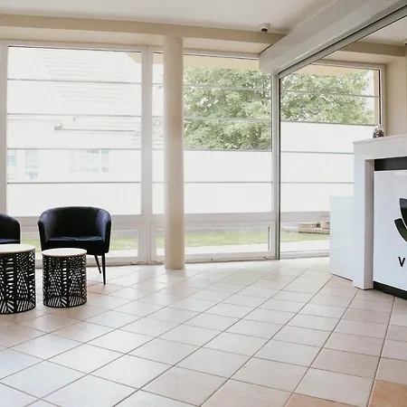 فندق Vesiroos بارنو