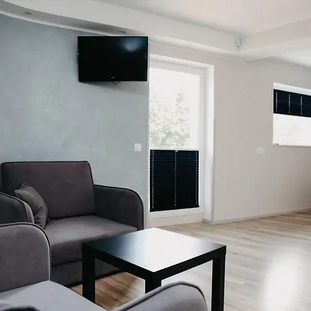 فندق Vesiroos بارنو