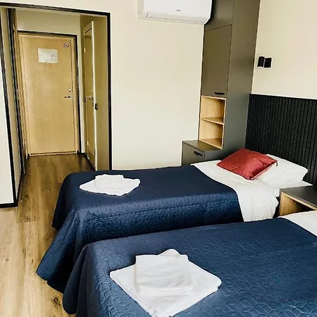 Hotel Vesiroos Parnawa