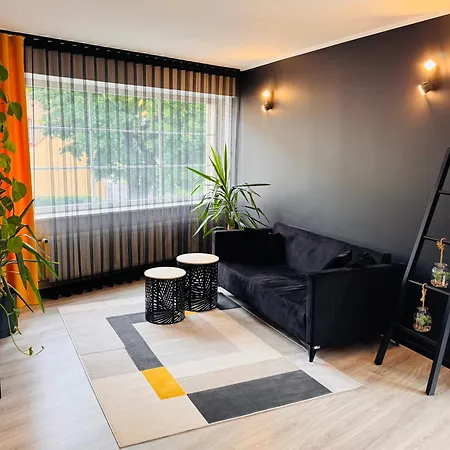 Hotel Vesiroos Parnawa