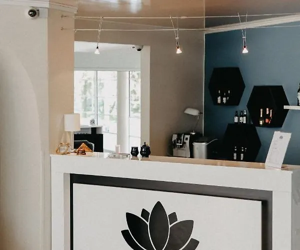 Hotell Vesiroos Pärnu