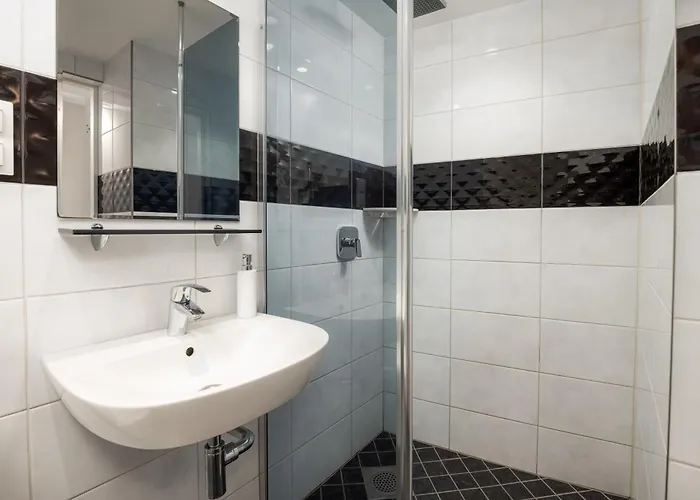 Hotell Vesiroos Pärnu